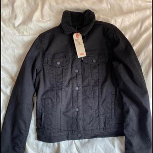 Levi Sherpa Black
